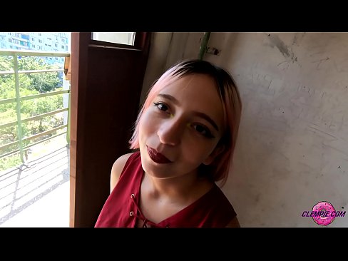 ❤️ Nemandi Sensual sýgur ókunnugan í úthafinu - Ásamt andliti hans ️❌ Frábært klám á is.pornplaybb.ru